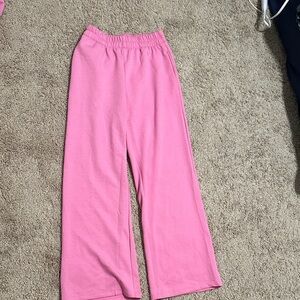 Women's Pink lounge pants.